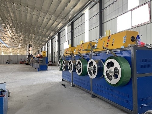 Auto 400kg/h PET Strap Making Machine 19mm Larghezza Strapping Band Extruder con controllo PLC