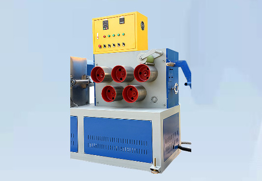Il sistema di memoria pp attacca la linea dell'estrusione della banda per alta precisione d'imballaggio automatica 400kgs/H