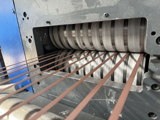 Macchina per la produzione di cinghie in PP riciclato ad alta velocità con motore GUOMAO
