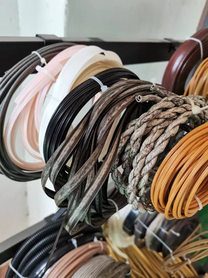 JTPP-110 macchina di imitazione di plastica per la fabbricazione di rattan: vite da 3300 mm, 6 cinghie, capacità 130 kg/h