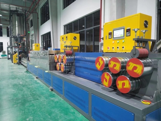 450 kg/h PET macchina per la produzione di nastri di plastica bottiglia fiocchi di materiale con larghezza della cinghia 9-32 mm