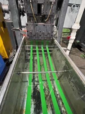 Macchina per la produzione di cinghie in PET completamente automatica con doppia stazione di avvolgimento per cinghie in PET da 5-19 mm