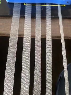 Linea di estrussione a cinghia di PP, linea di produzione di macchine di fasciatura di PP, dotata di schermo palpabile PLC, motore GUGAO da 37 kW