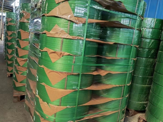Cintura in acciaio in plastica PET, resistenza alla trazione Cintura di imballaggio in PET, resistenza ai raggi UV, incollaggio automatico, resistenza alla trazione