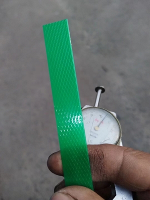 Cintura in acciaio in PET in plastica, cintura in acciaio in PET in plastica rispettosa dell'ambiente, alta resistenza alla trazione, lunghezza 200-4500m