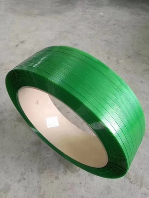 Cintura di acciaio in plastica PET, cintura di imballaggio PET, forza di trazione 150-1000KG, rotolo di nastro di imballaggio PET, larghezza della cinghia:9-32mm