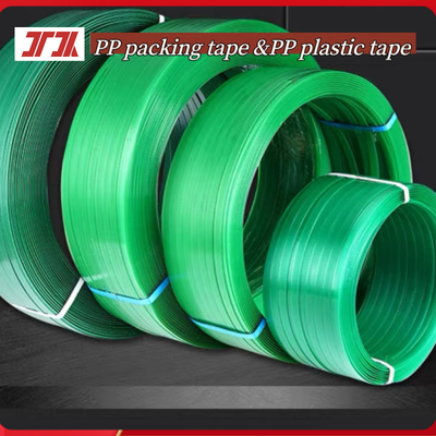 Cintura di imballaggio in PET ad alta resistenza alla trazione, cintura di imballaggio in acciaio in PET e plastica, buona rettitudine, tensione fino a 1000 kg