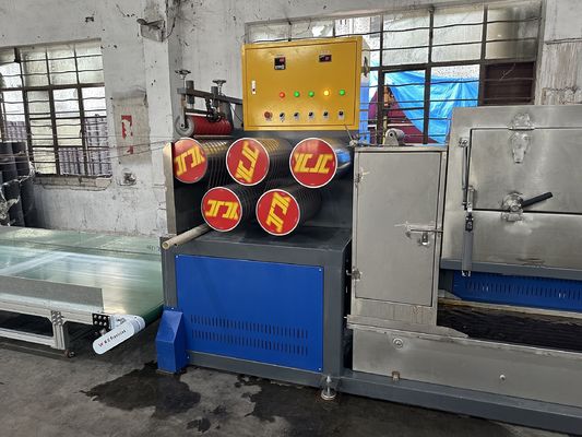 Macchina di produzione di cinghie in PP a controllo PLC automatico con cambio schermo senza interruzione