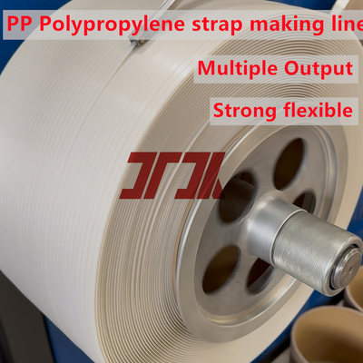 Materiale riciclato al 100% utilizzando PP Strapping Band Making Machine con bobina automatica 5-19mm Larghezza personalizzata