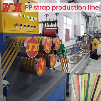 Linea di produzione per la fabbricazione di reggette in plastica PP 100-120Kg/H con controllo PLC e avvolgitore automatico