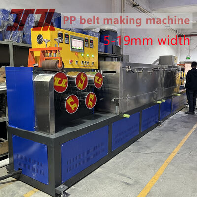 Macchina per la produzione di reggette in polipropilene PP con capacità di 360-380 kg/H con controllo PLC