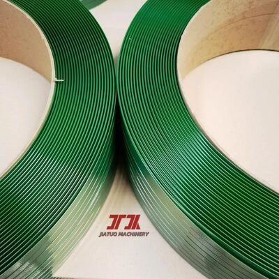 Cinghia per imballaggio in PET goffrato resistente alle intemperie di alta qualità, larghezza 9-32 mm, per macchine reggiatrici automatiche