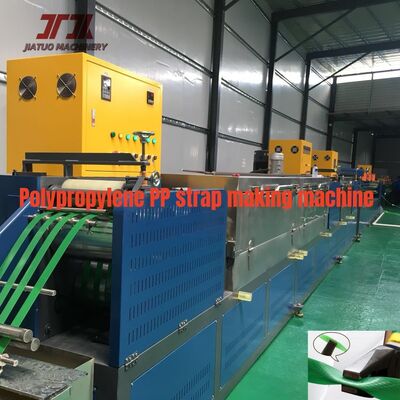 Macchina per la fabbricazione di strisce in PET larghezza 9-32 mm con materiale riciclato in PET e capacità 220-250 kg/h