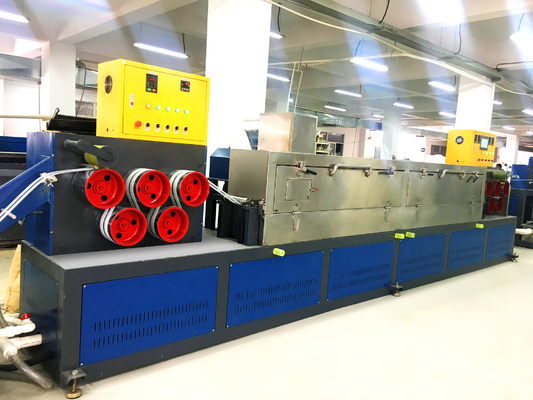 Linea fabbricazione robusta dell'estrusione della cinghia dell'ANIMALE DOMESTICO di 300KW 0.6mm della banda della vite gemellata